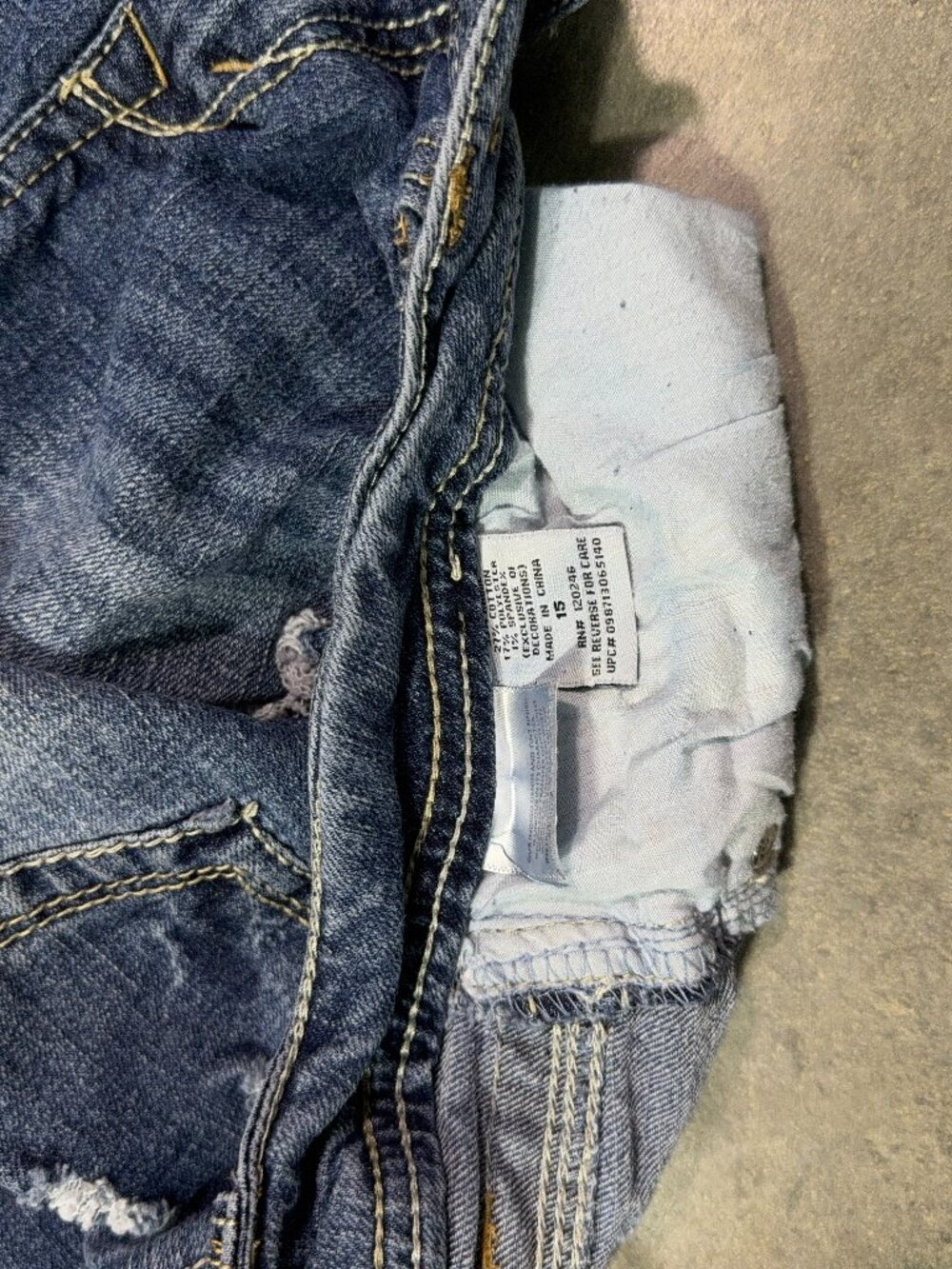 Vintage Wallflower jean shorts size 15